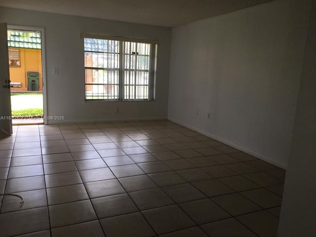 291 NW 177th St C-117, Miami Gardens, FL 33169