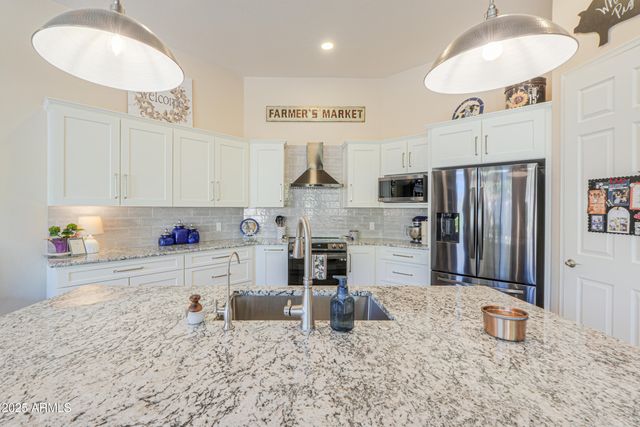 308 E CACTUS WREN Court, Casa Grande, AZ 85122