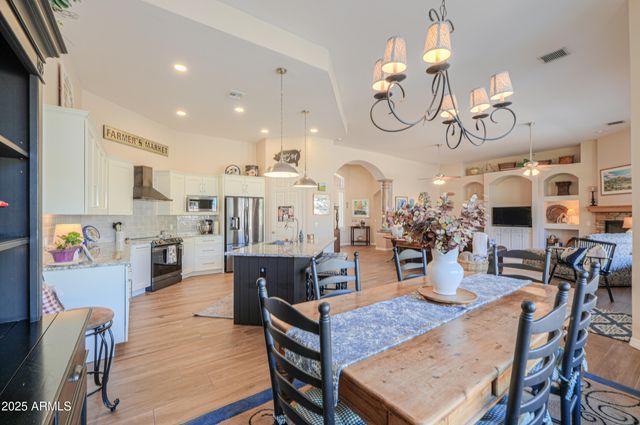 308 E CACTUS WREN Court, Casa Grande, AZ 85122