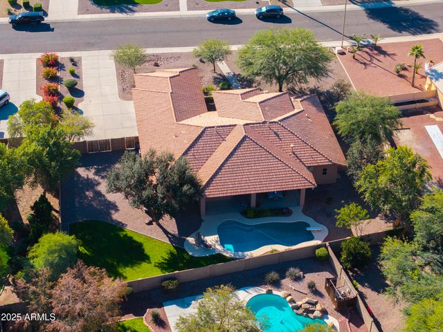 308 E CACTUS WREN Court, Casa Grande, AZ 85122