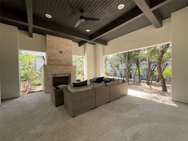 12001 Vista Parke DR 203, Austin, TX 78726