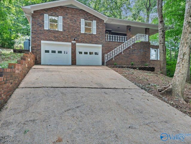 2402 Polk Drive NE, Huntsville, AL 35801