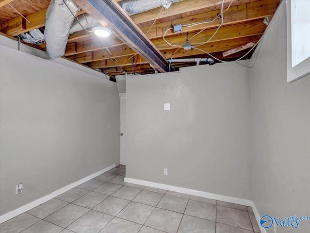 2402 Polk Drive NE, Huntsville, AL 35801