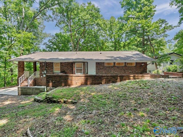2402 Polk Drive NE, Huntsville, AL 35801