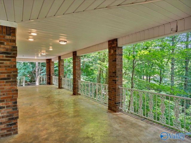2402 Polk Drive NE, Huntsville, AL 35801