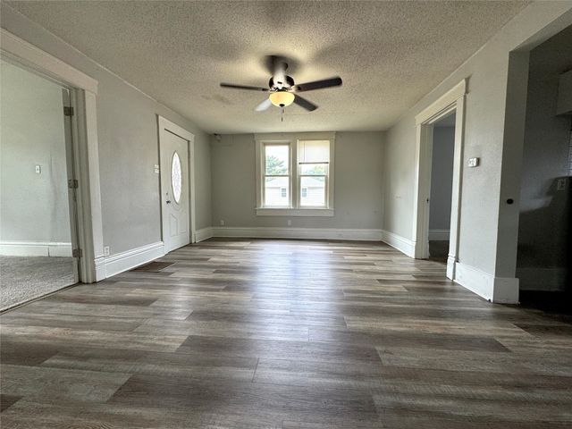 800 E Edison Avenue, Des Moines, IA 50315