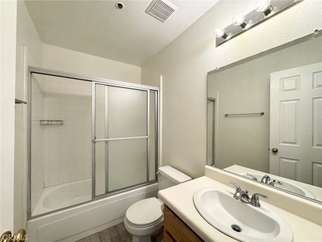 17511 Newland, Huntington Beach, CA 92647