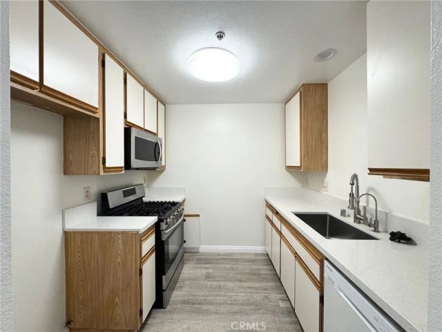 17511 Newland, Huntington Beach, CA 92647