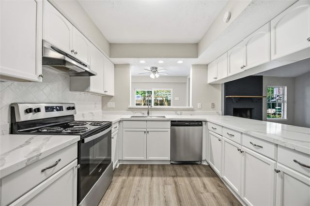 3119 Glade Springs Drive, Kingwood, TX 77339