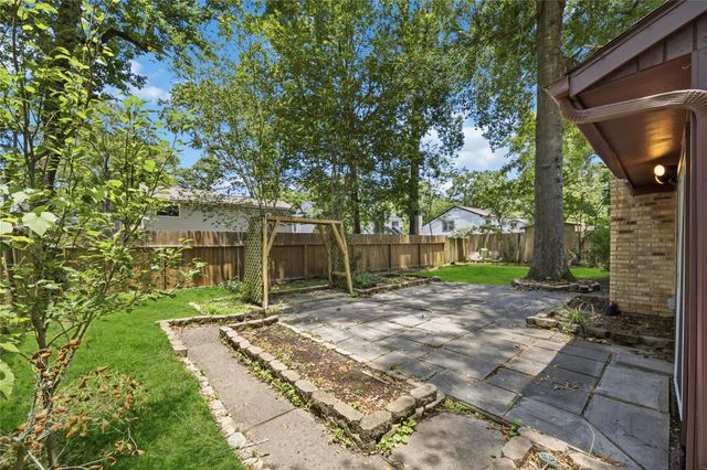 3119 Glade Springs Drive, Kingwood, TX 77339
