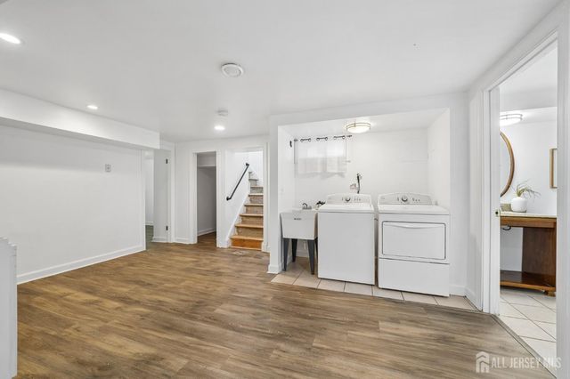 125 Cedar Street, Colonia, NJ 07067