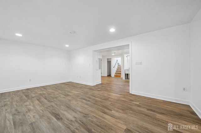 125 Cedar Street, Colonia, NJ 07067