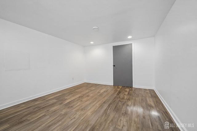 125 Cedar Street, Colonia, NJ 07067