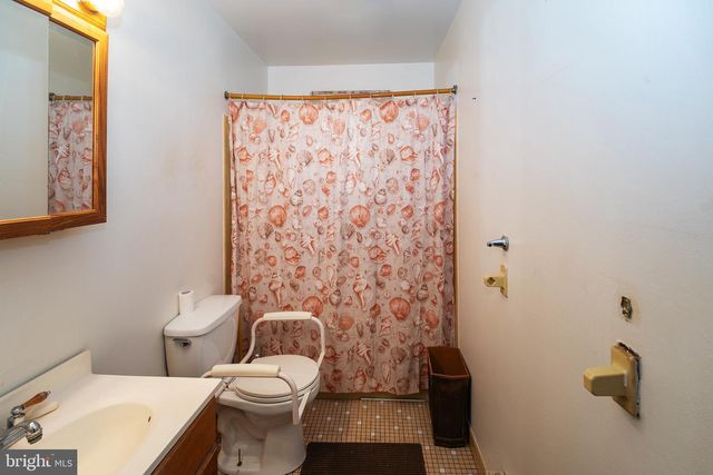 322 HAYES AVE, Waterford Works, NJ 08089