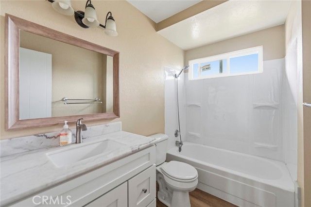 414 Nobel C, Santa Ana, CA 92707