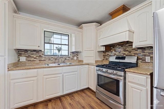 24175 Engleman Road, Edcouch, TX 78538