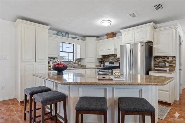 24175 Engleman Road, Edcouch, TX 78538