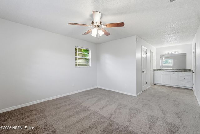 1631 WINDHAVEN Drive E, Jacksonville, FL 32225