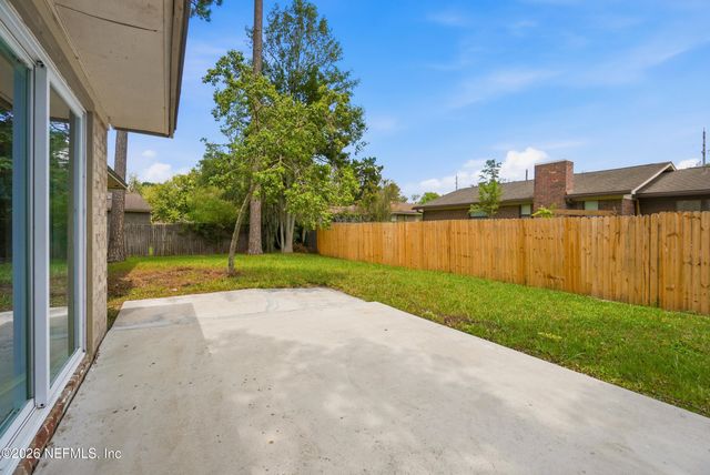 1631 WINDHAVEN Drive E, Jacksonville, FL 32225