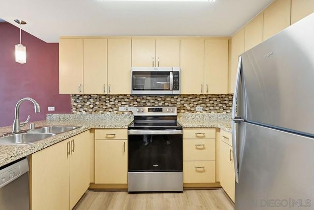 1080 Park Blvd 913, San Diego, CA 92101