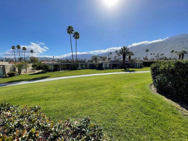 837 N Calle De Pinos, Palm Springs, CA 92262