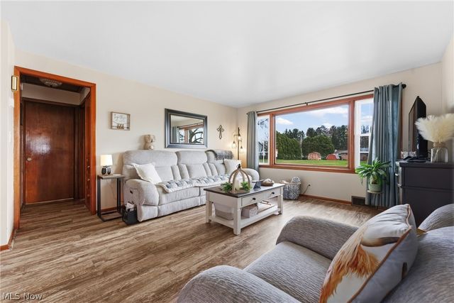 1006 Taggart Street NW, Massillon, OH 44646