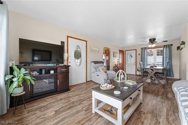 1006 Taggart Street NW, Massillon, OH 44646