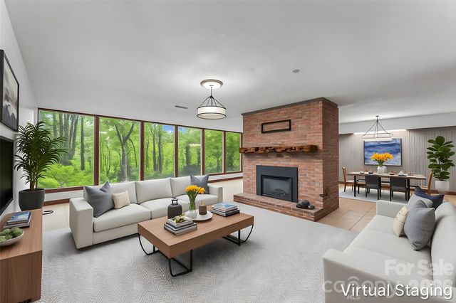 7820 Greenville Highway, Brevard, NC 28712