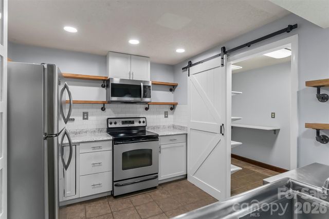 7820 Greenville Highway, Brevard, NC 28712