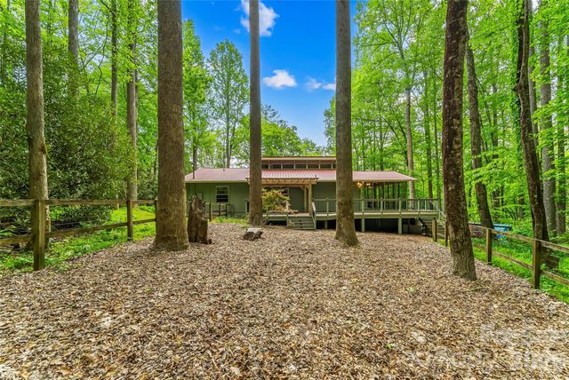 7820 Greenville Highway, Brevard, NC 28712