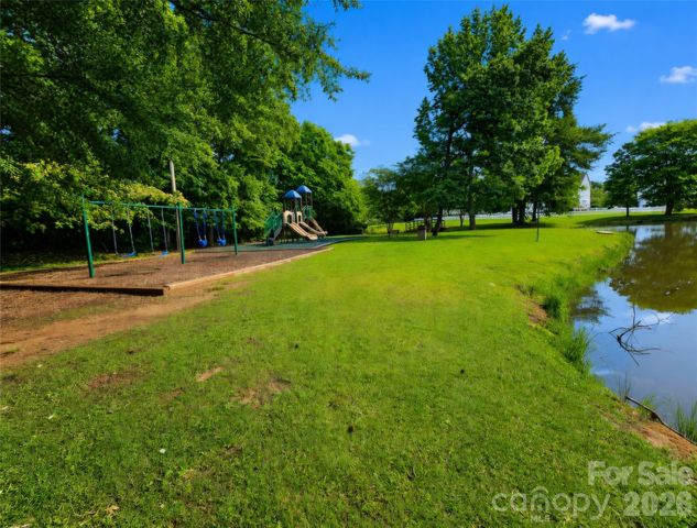 526 Carlisle Drive, Indian Trail, NC 28079