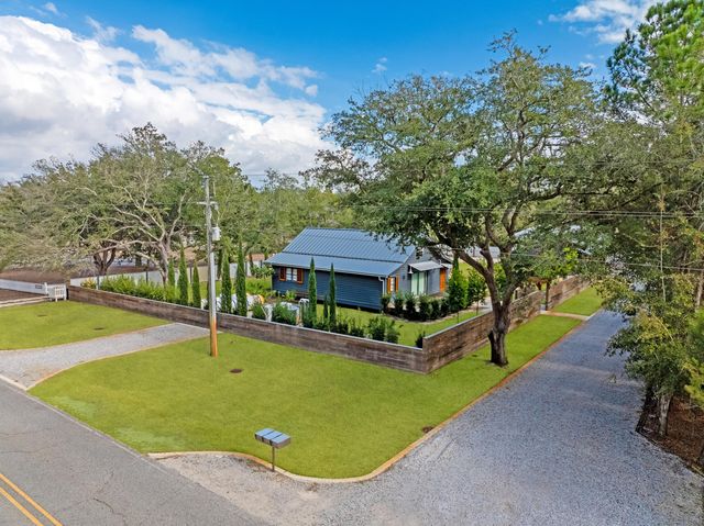 1066 N Co Hwy 395, Santa Rosa Beach, FL 32459