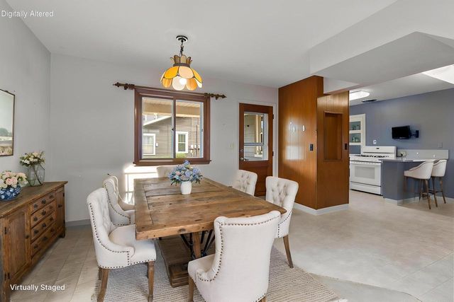 24315 Fairway DRIVE, Kansasville, WI 53139