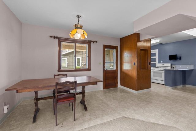 24315 Fairway DRIVE, Kansasville, WI 53139