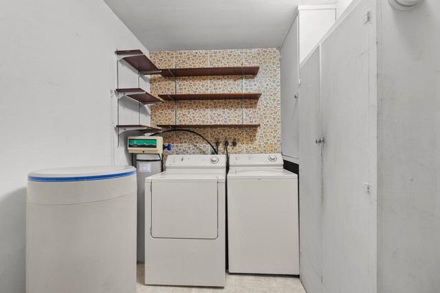24315 Fairway DRIVE, Kansasville, WI 53139