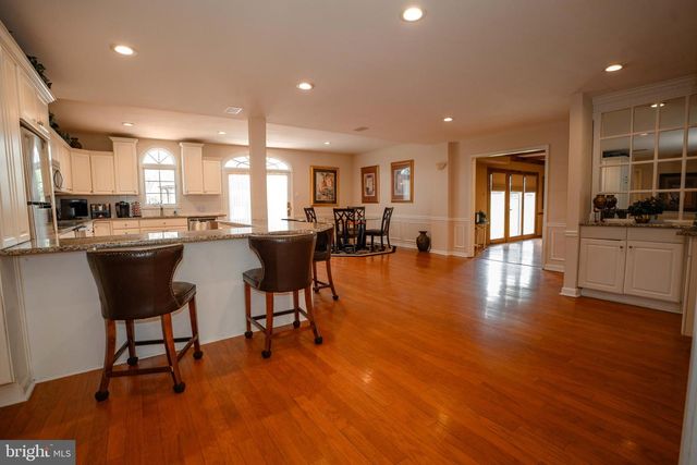 75 EISENHARD DR, Ivyland, PA 18974