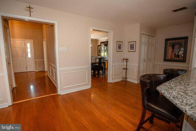 75 EISENHARD DR, Ivyland, PA 18974