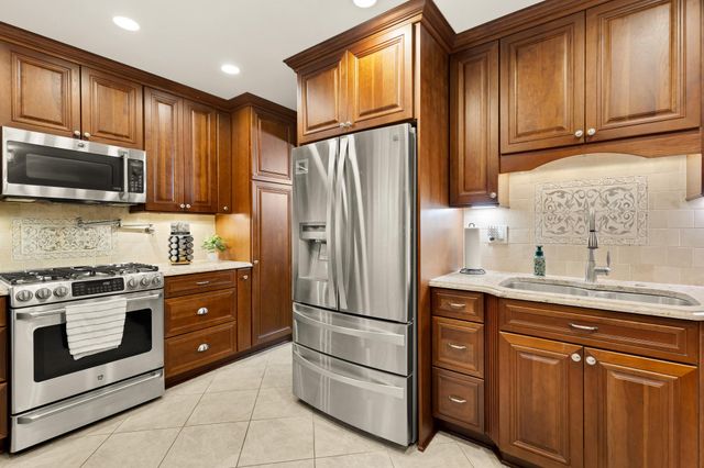5006 DOMAIN PL, Alexandria, VA 22311