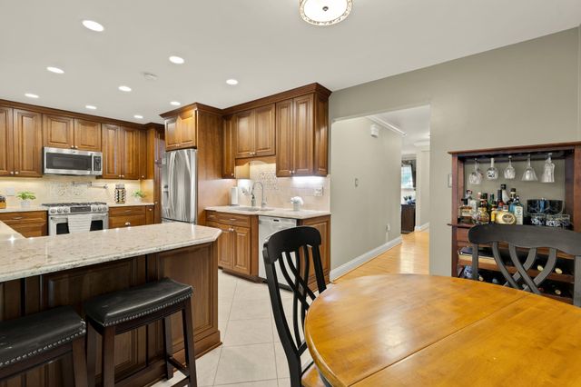 5006 DOMAIN PL, Alexandria, VA 22311