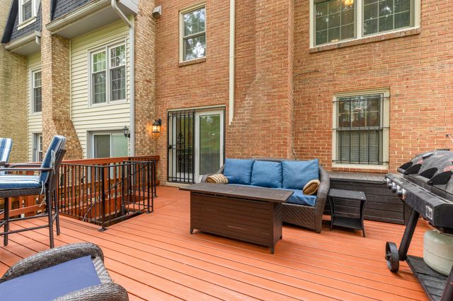 5006 DOMAIN PL, Alexandria, VA 22311