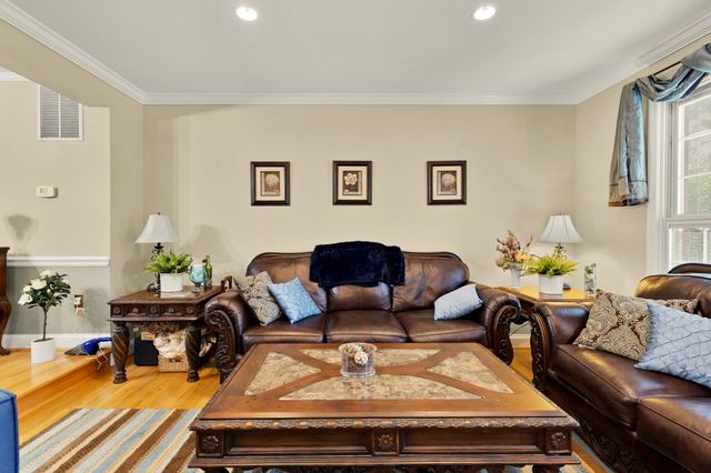 5006 DOMAIN PL, Alexandria, VA 22311