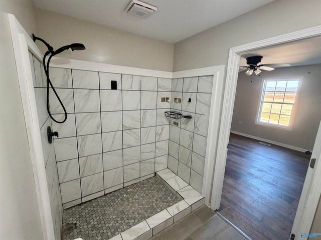 300 Willie Lemley Road, Huntsville, AL 35803