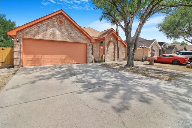 3504 N Champagne Drive, Pharr, TX 78577