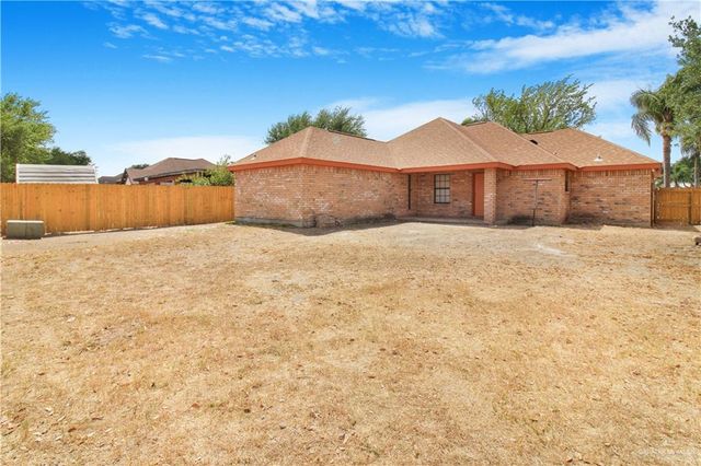 3504 N Champagne Drive, Pharr, TX 78577