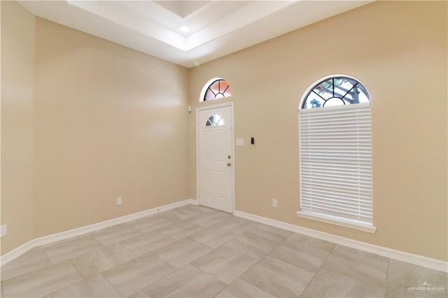 3504 N Champagne Drive, Pharr, TX 78577