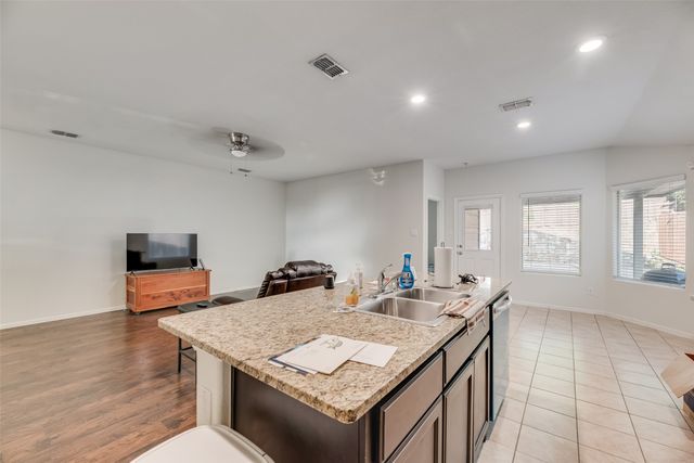 705 Ben Lake Trail, Fort Worth, TX 76120