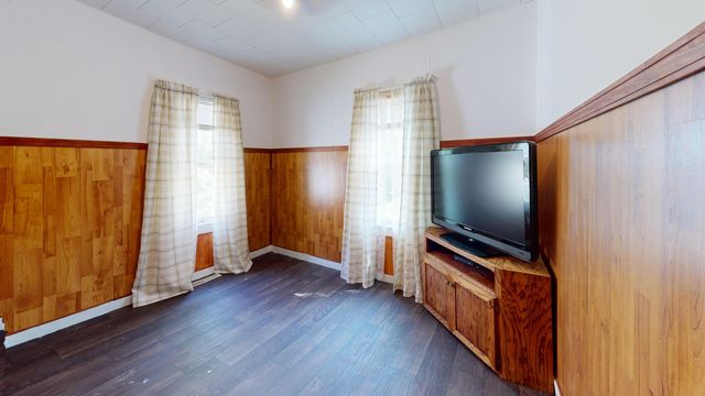 2715 Floyd Street, Gary, IN 46405