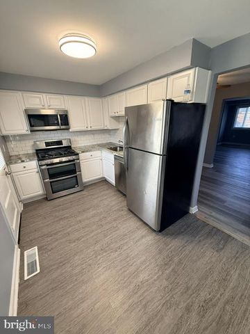 710 KINGSTON RD, Middle River, MD 21220