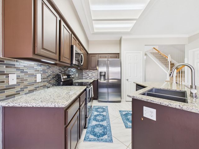 1531 Almond Brook Lane, Houston, TX 77062