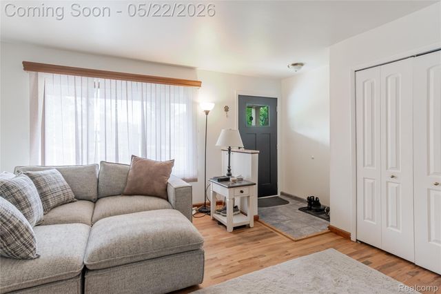 32373 Hampton Court, Fraser, MI 48026